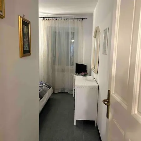 Nel Centro Storico Apartamento Cogoleto